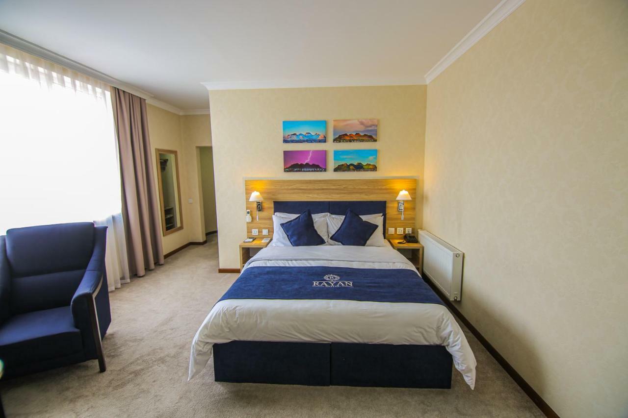 Rayan Hotel Osz Zewnętrze zdjęcie