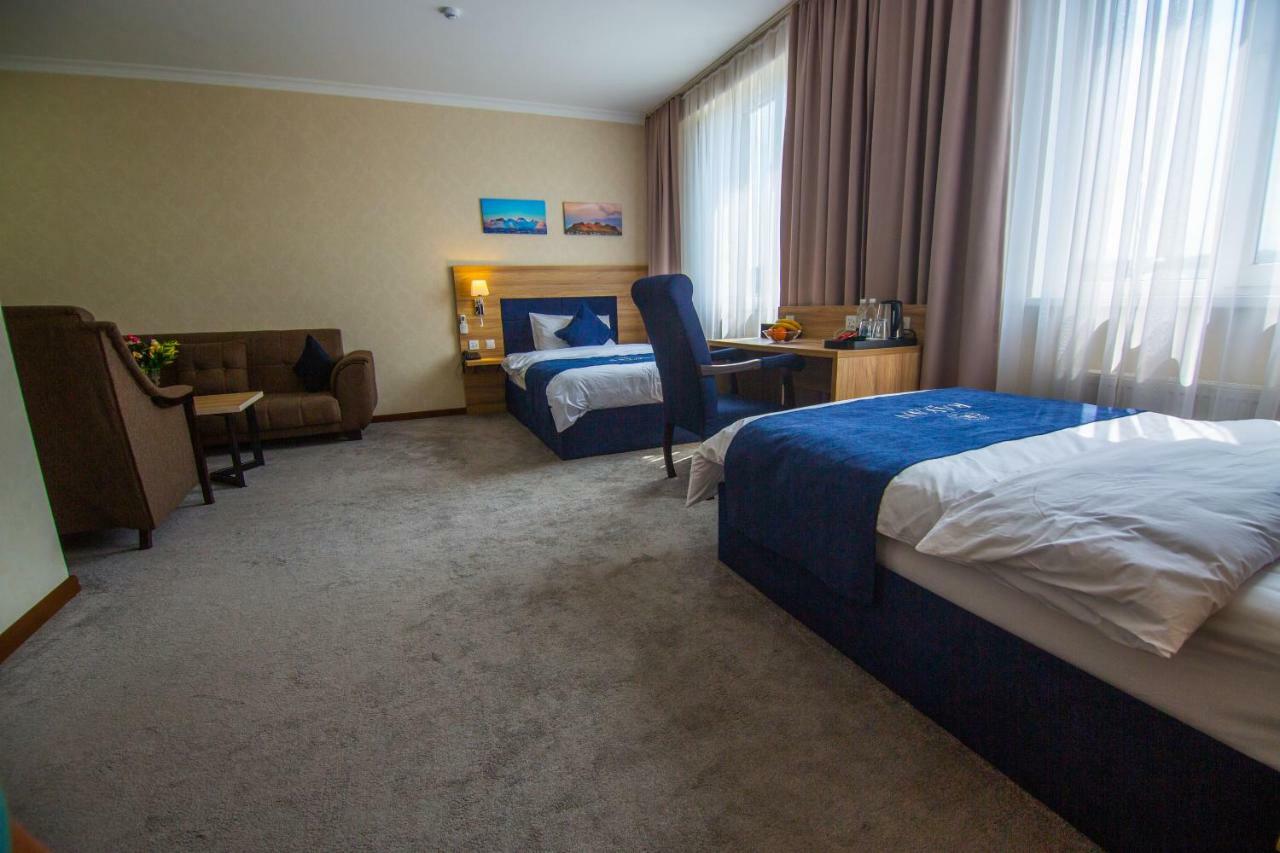 Rayan Hotel Osz Zewnętrze zdjęcie